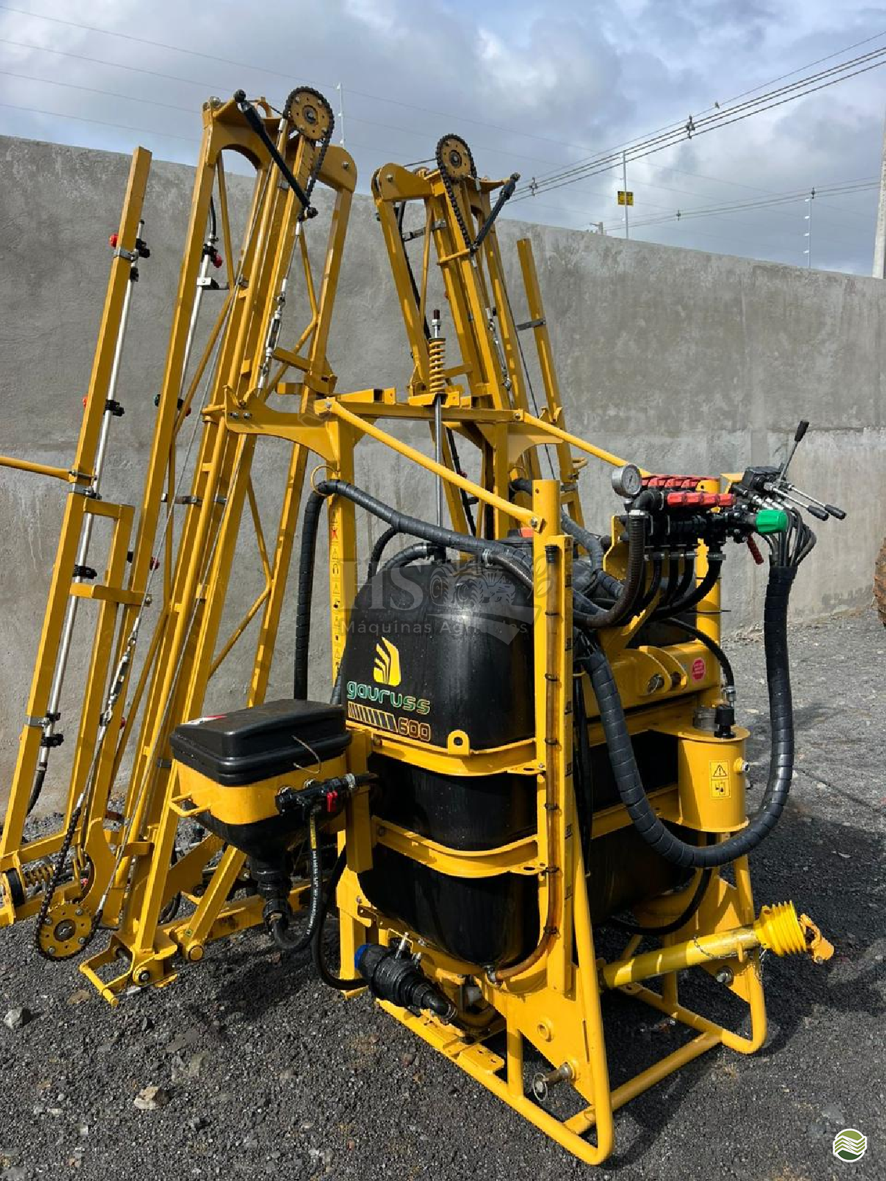 PULVERIZADOR GAURUS GA 600 Acoplado Hidráulico HS Máquinas Agrícolas PALMEIRA PARANÁ PR